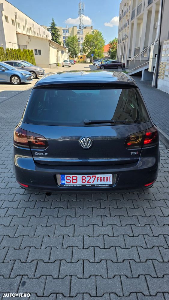 Volkswagen Golf 1.6 TDI BlueMotion Technology Comfortline - 9