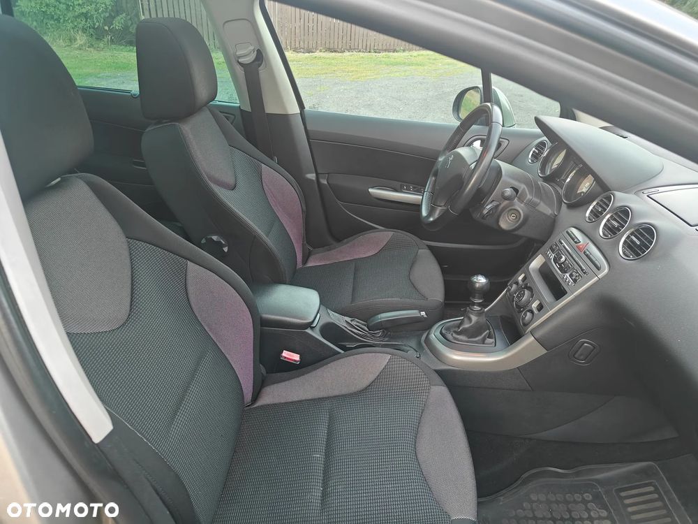 Peugeot 308 1.6 HDi Premium - 5