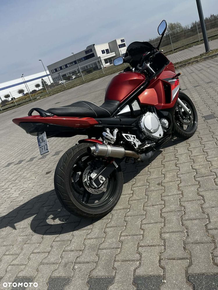 Suzuki GSX - 3
