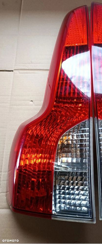 Volvo V50 lampa tylna tył led LEWA lift Europa stan bdb bez uszkodzeń - 1