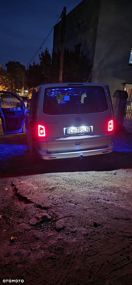 Volkswagen Multivan - 3