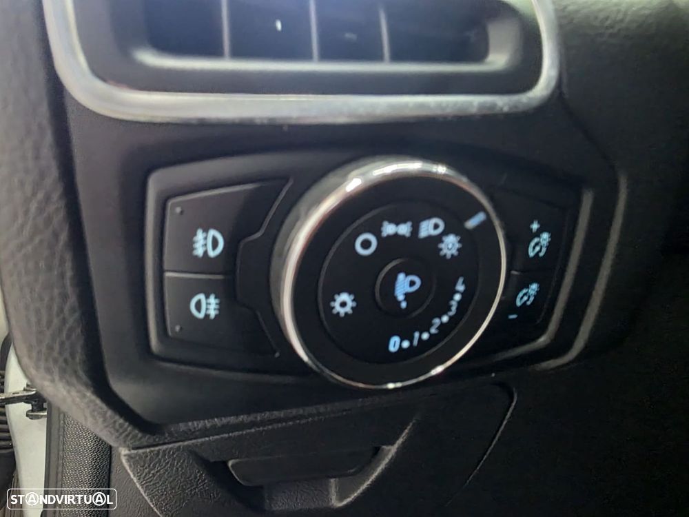Ford Focus 1.0 EcoBoost ST-Line - 24