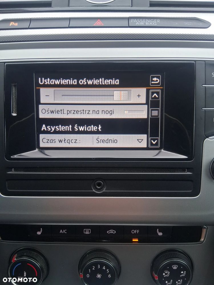 Volkswagen Passat Variant - 18