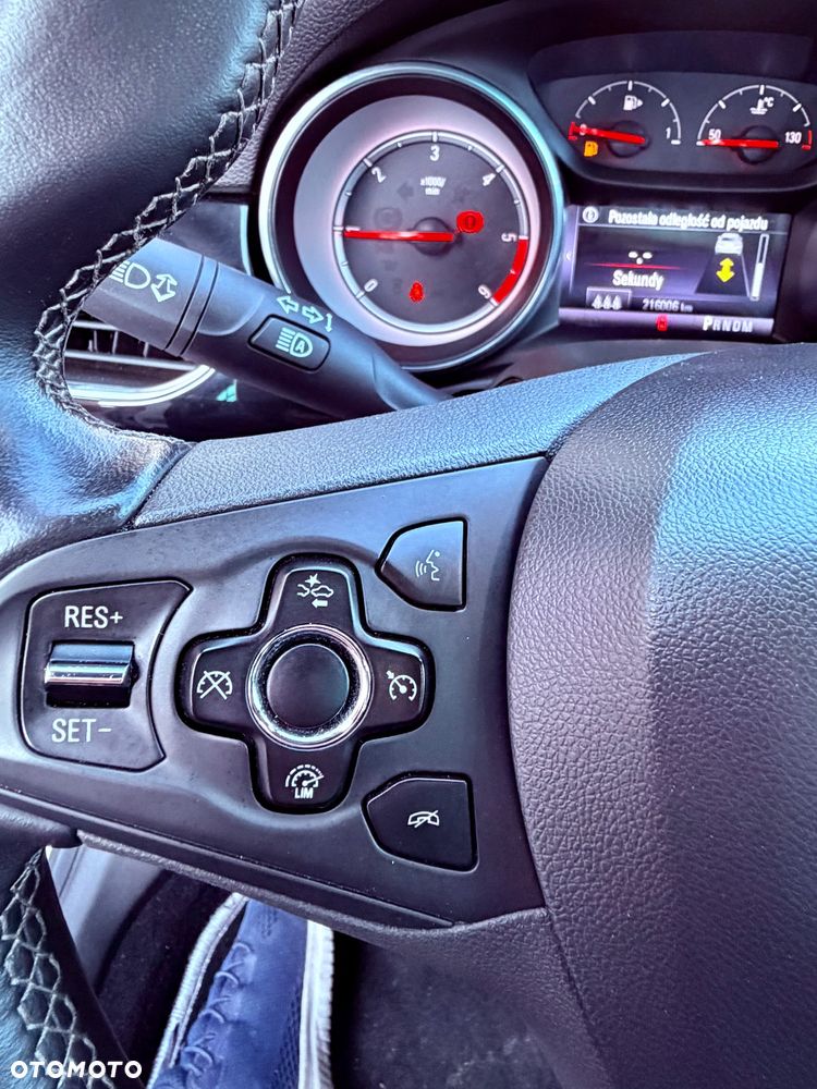 Opel Astra 1.6 CDTI Dynamic - 21