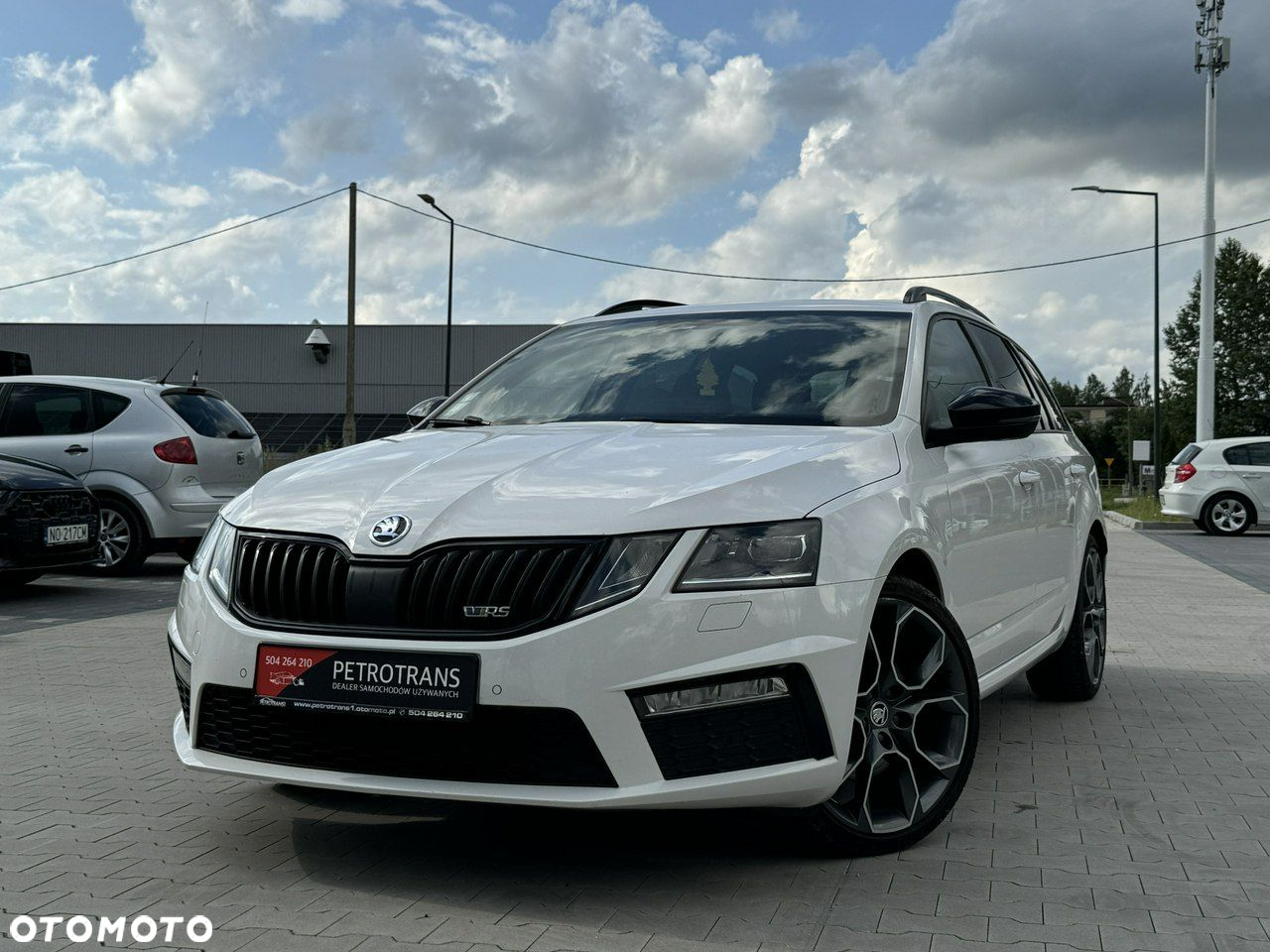 Skoda Octavia Combi 2.0 TDI DSG RS - 6