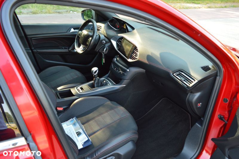 Peugeot 308 - 11