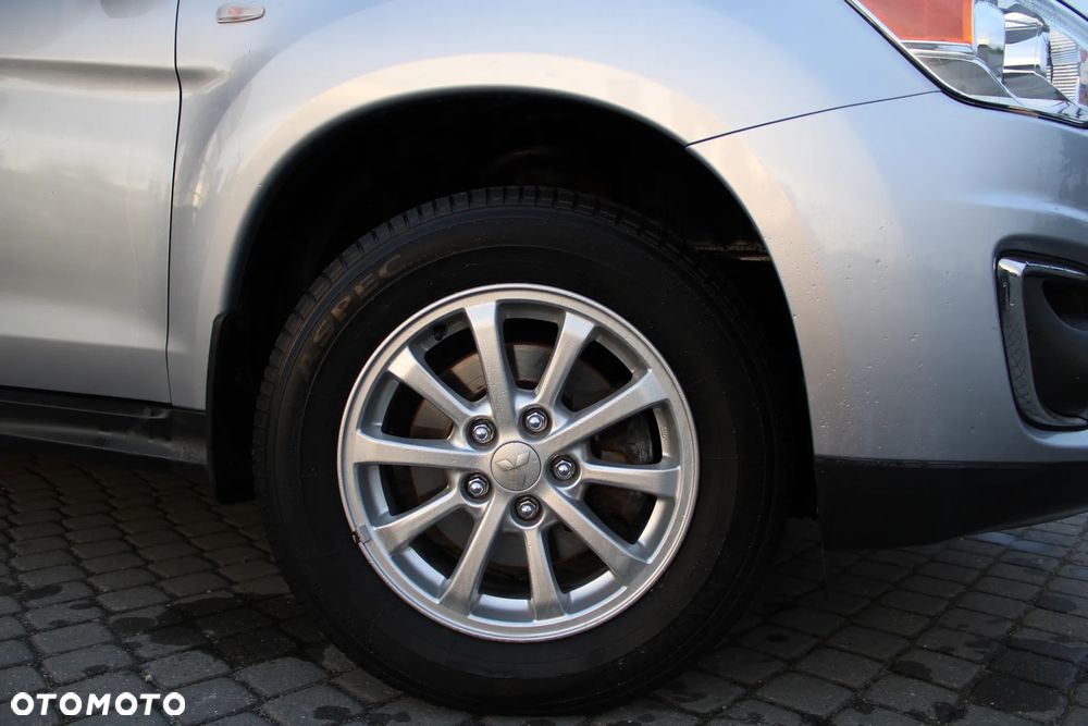 Mitsubishi ASX 1.6 Inform - 10