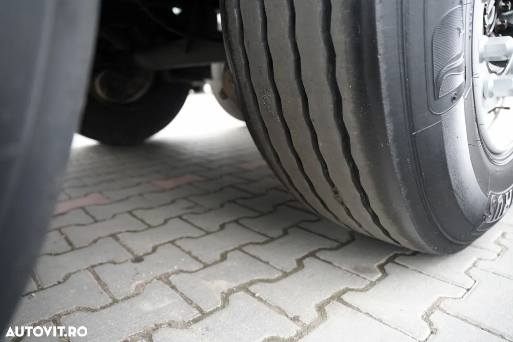 Krone CORTINĂ KRONE / STANDARD / ACOPERIȘ CULISANT / 2 AXE RIDICATIVE / COȘ PENTRU PALEȚI - 25