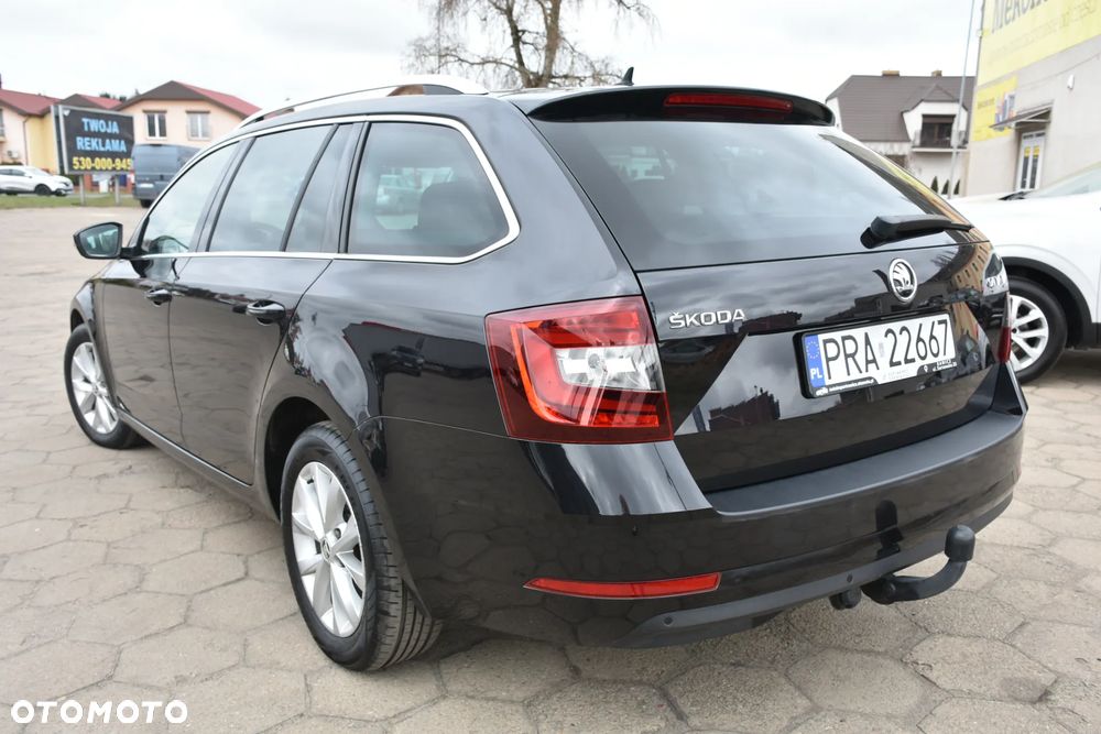 Skoda Octavia 2.0 TDI DSG Ambition - 4