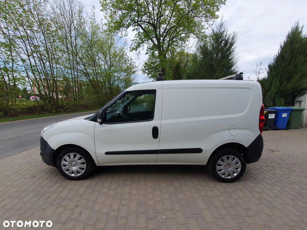 Opel COMBO - 4