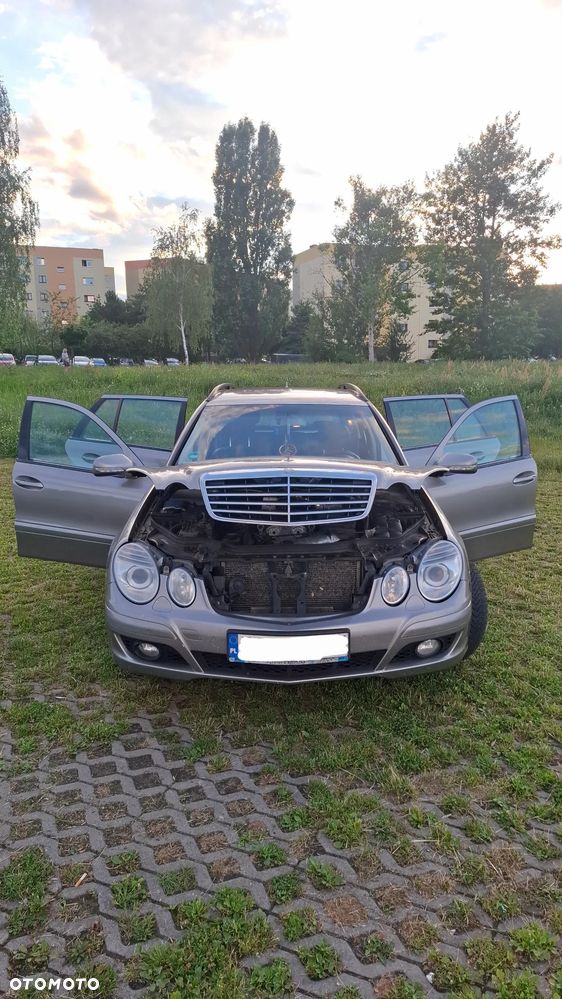Mercedes-Benz Klasa E - 21