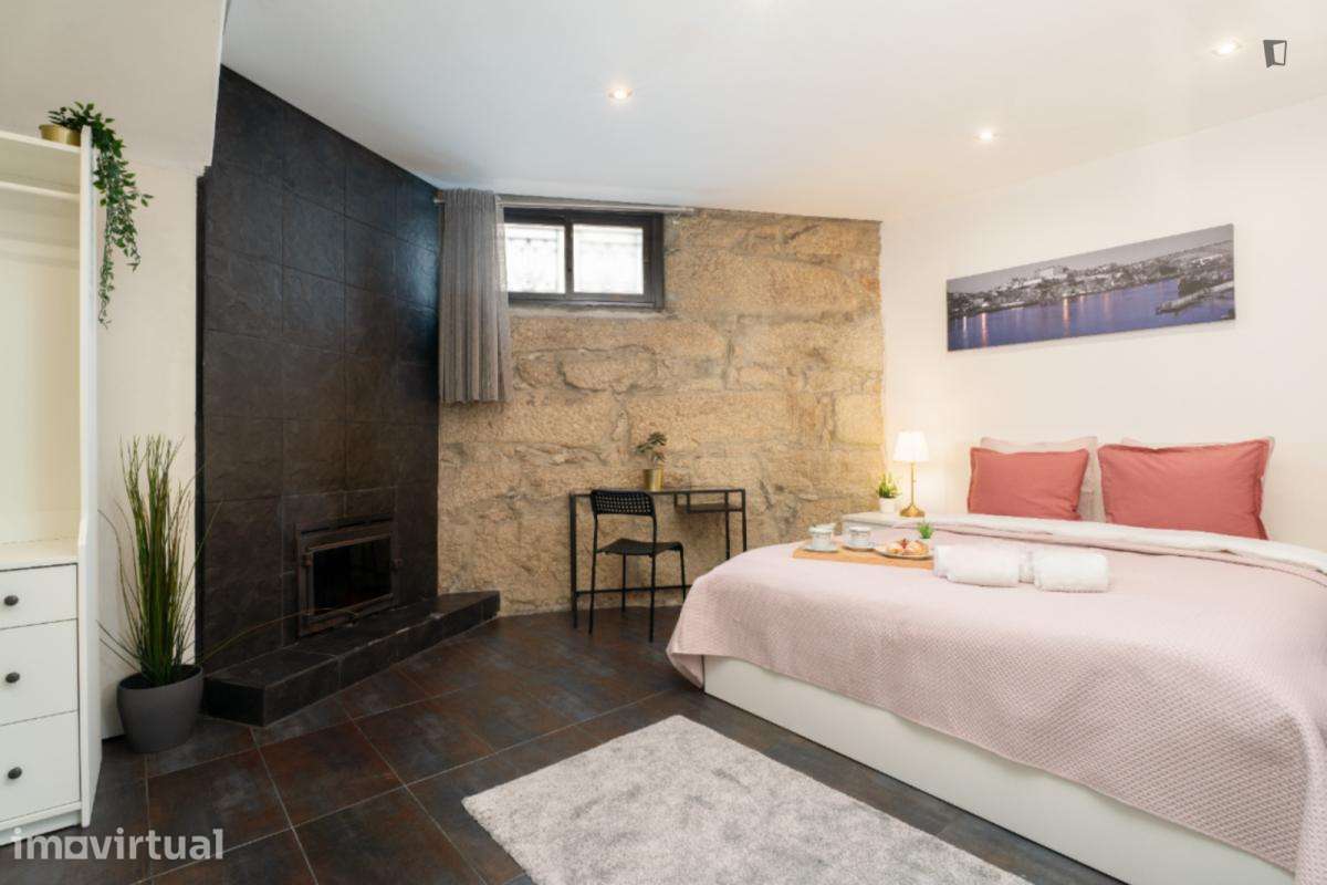 Apartamento com 5 quartos - localizado em São Mamede de Infesta Porto - Grande imagem: 2/29
