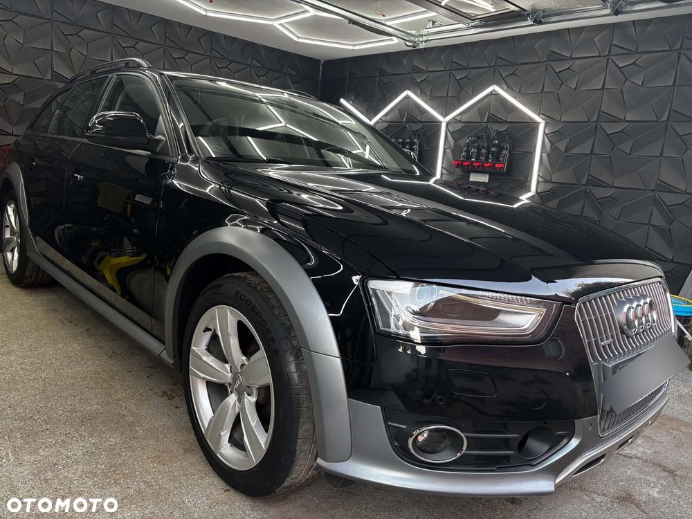 Audi A4 Allroad - 1