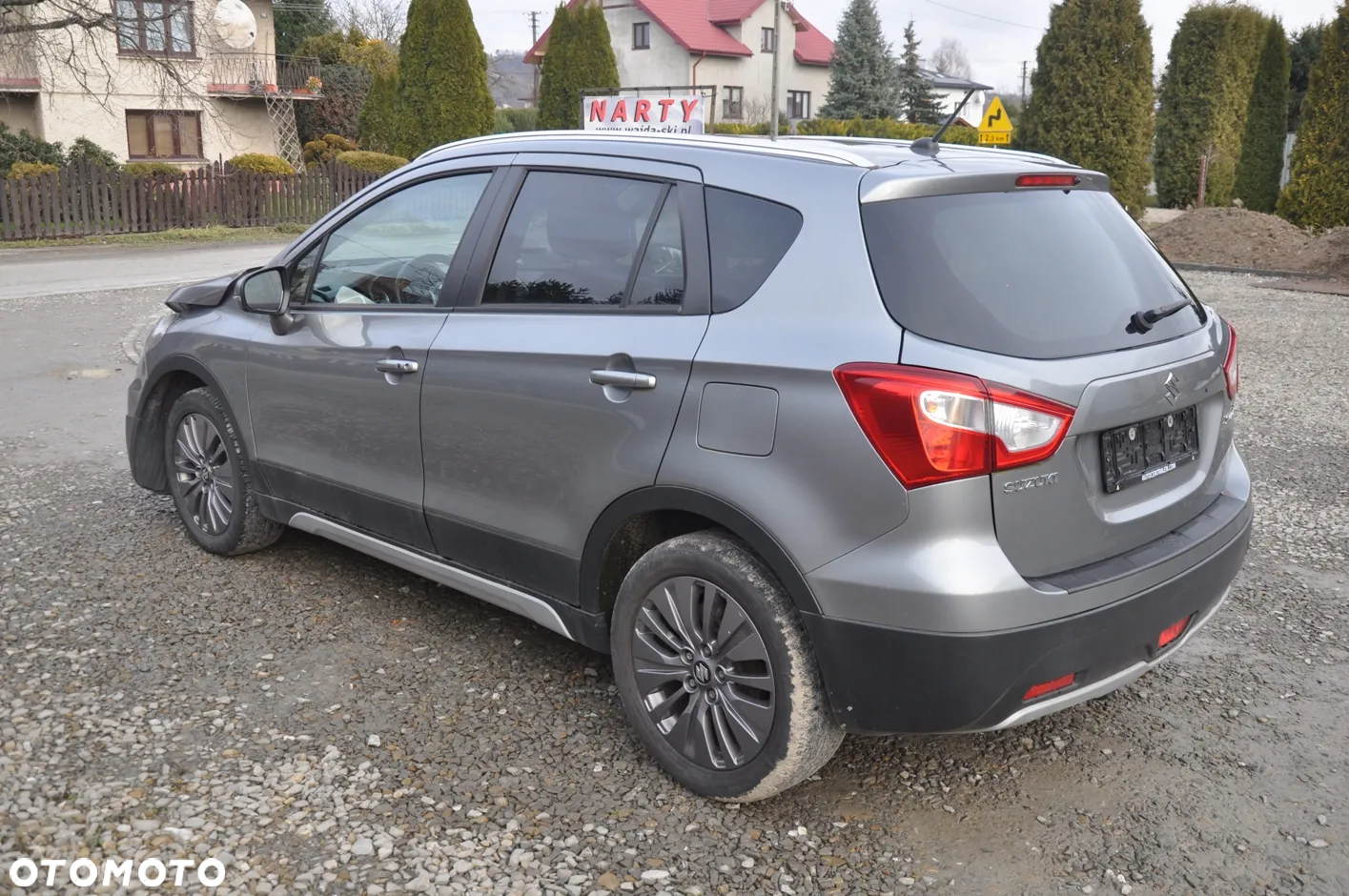 Suzuki SX4 - 5