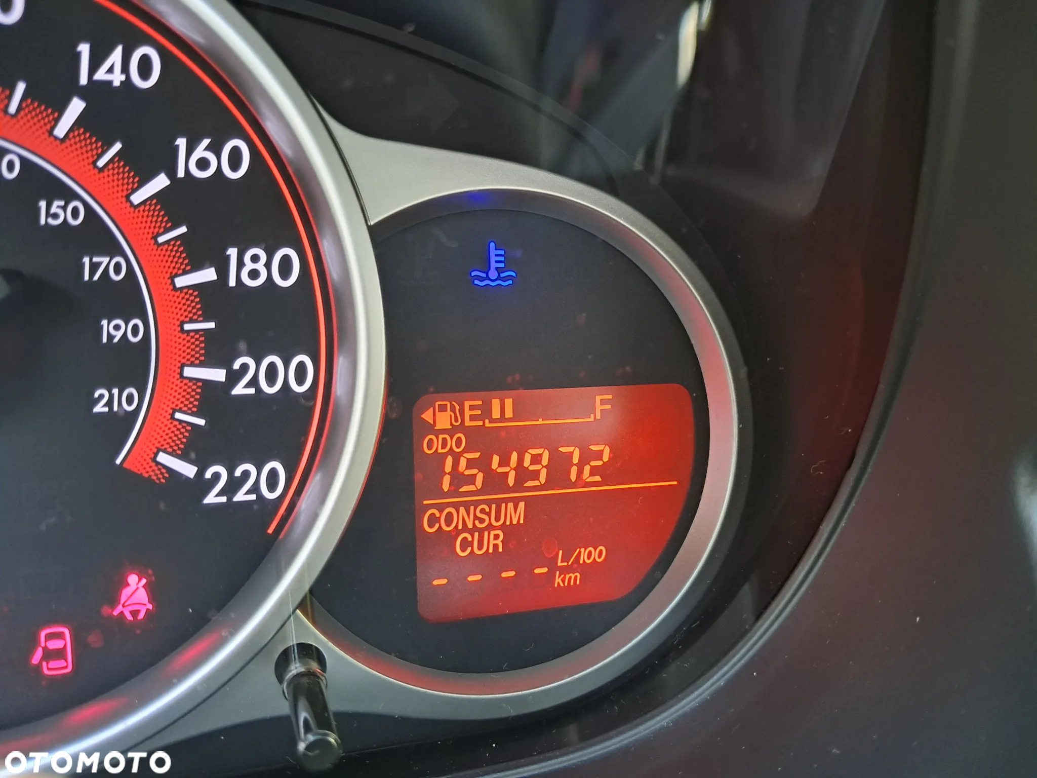 Mazda 2 1.3 Exclusive - 12
