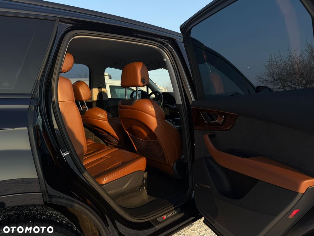 Audi Q7 - 16