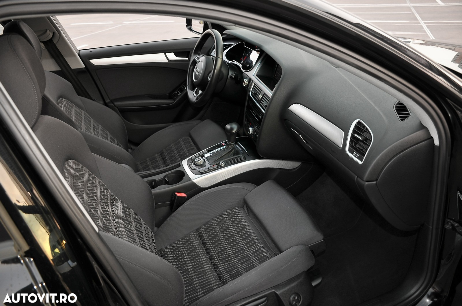 Audi A4 Avant 2.0 TDI DPF multitronic Ambiente - 9