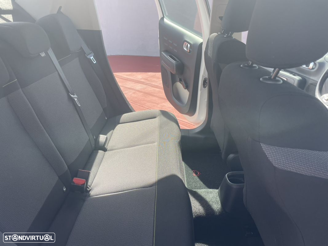 Citroën C3 1.2 PureTech Shine - 10