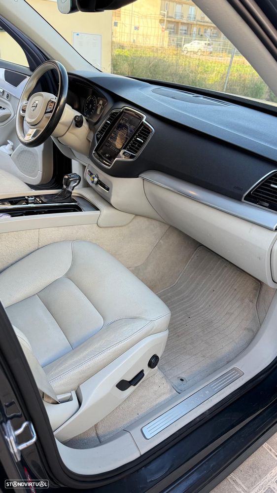 Volvo XC 90 B5 D AWD Geartronic Momentum Pro - 9