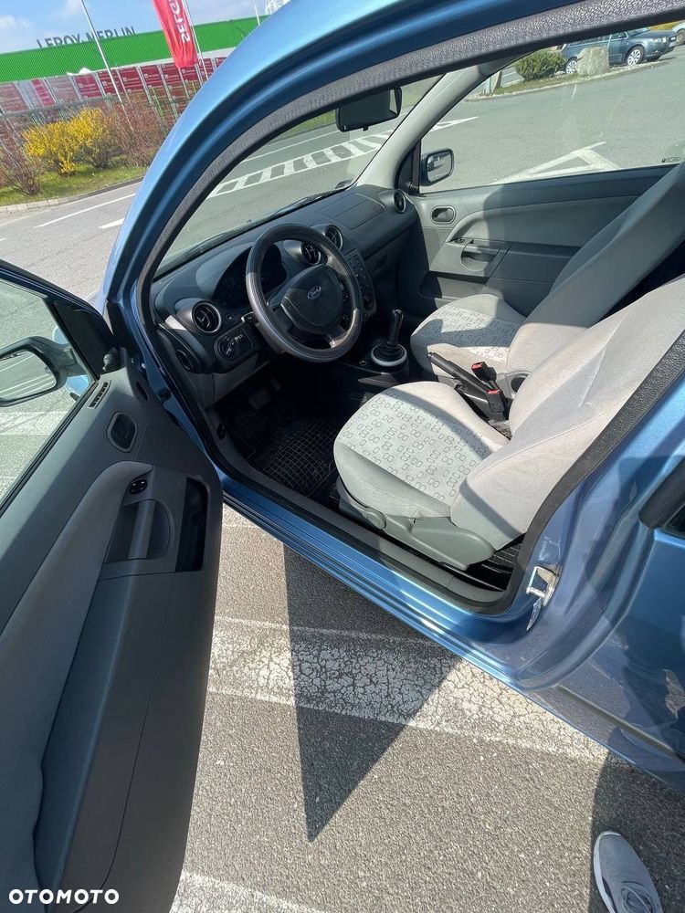 Ford Fiesta - 4