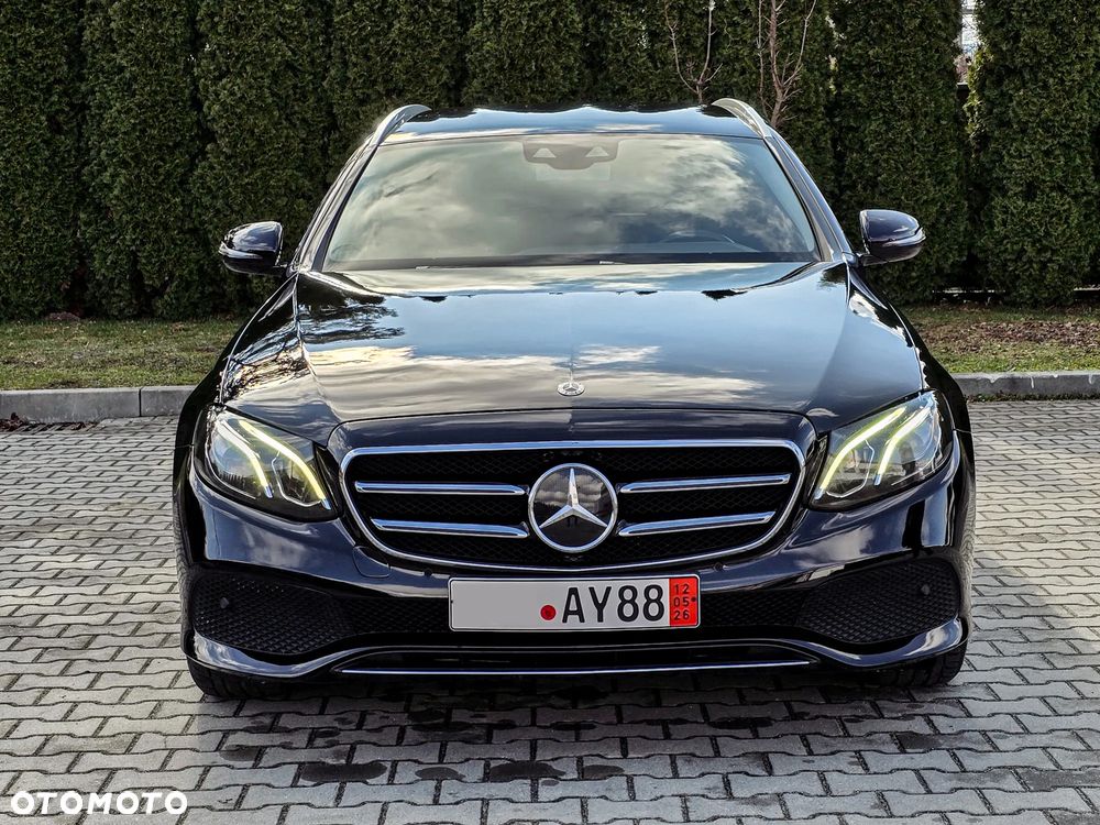 Mercedes-Benz Klasa E 220 d 9G-TRONIC - 1