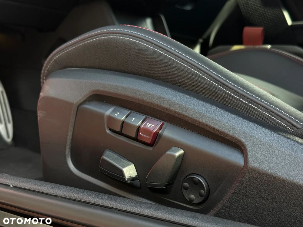 MINI John Cooper Works - 12