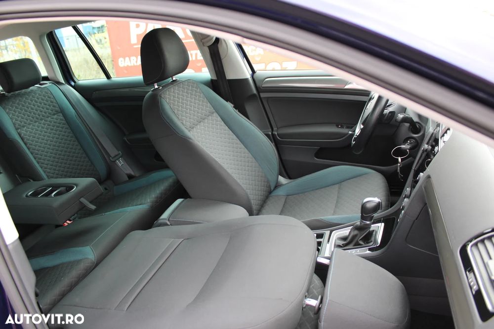 Volkswagen Golf 1.6 TDI SCR DSG IQ.DRIVE - 13
