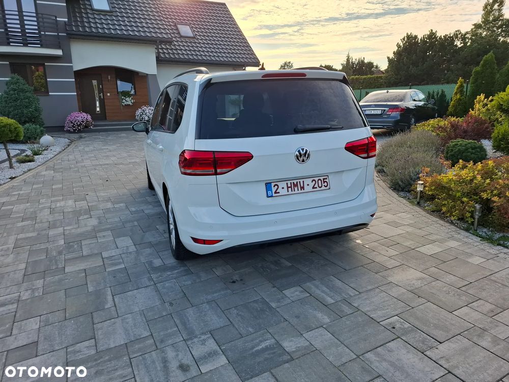 Volkswagen Touran 1.6 TDI SCR BlueMotion Technology Comfortline - 10