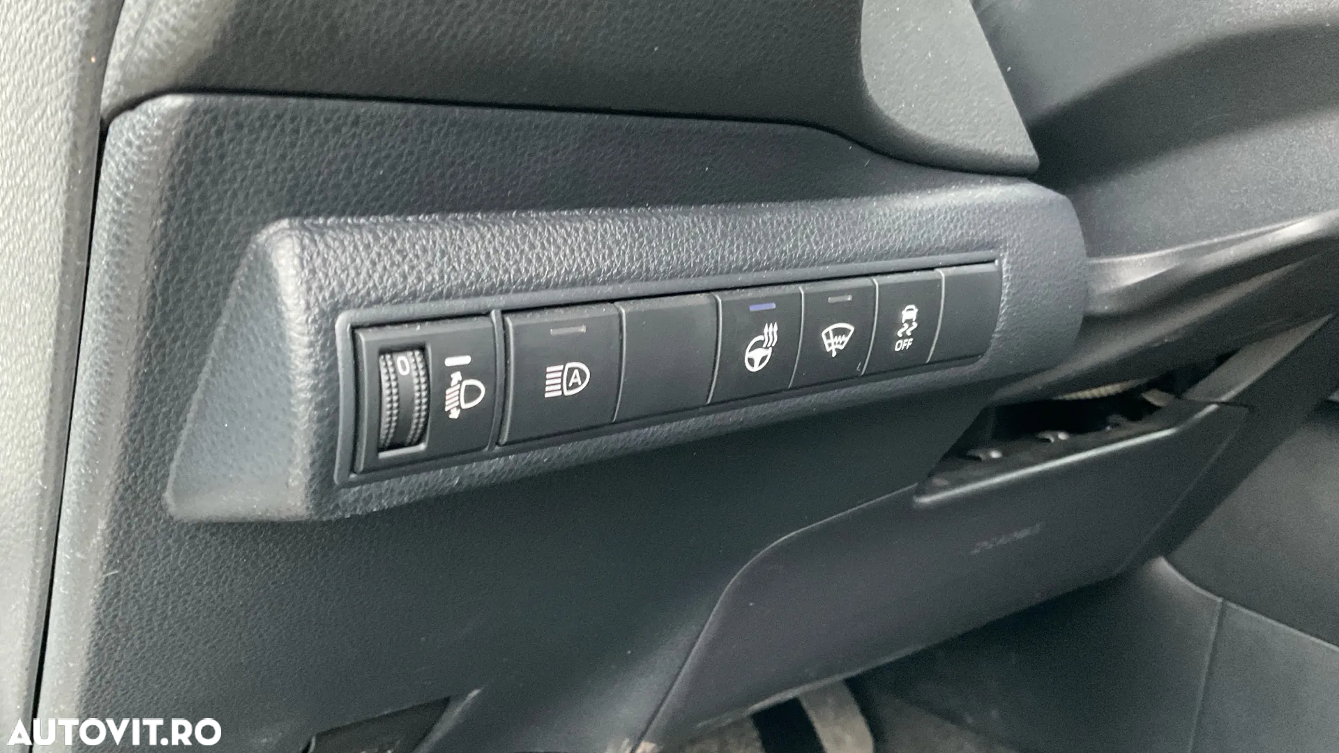 Suzuki Swace 1.8 E-CVT HEV Passion - 12