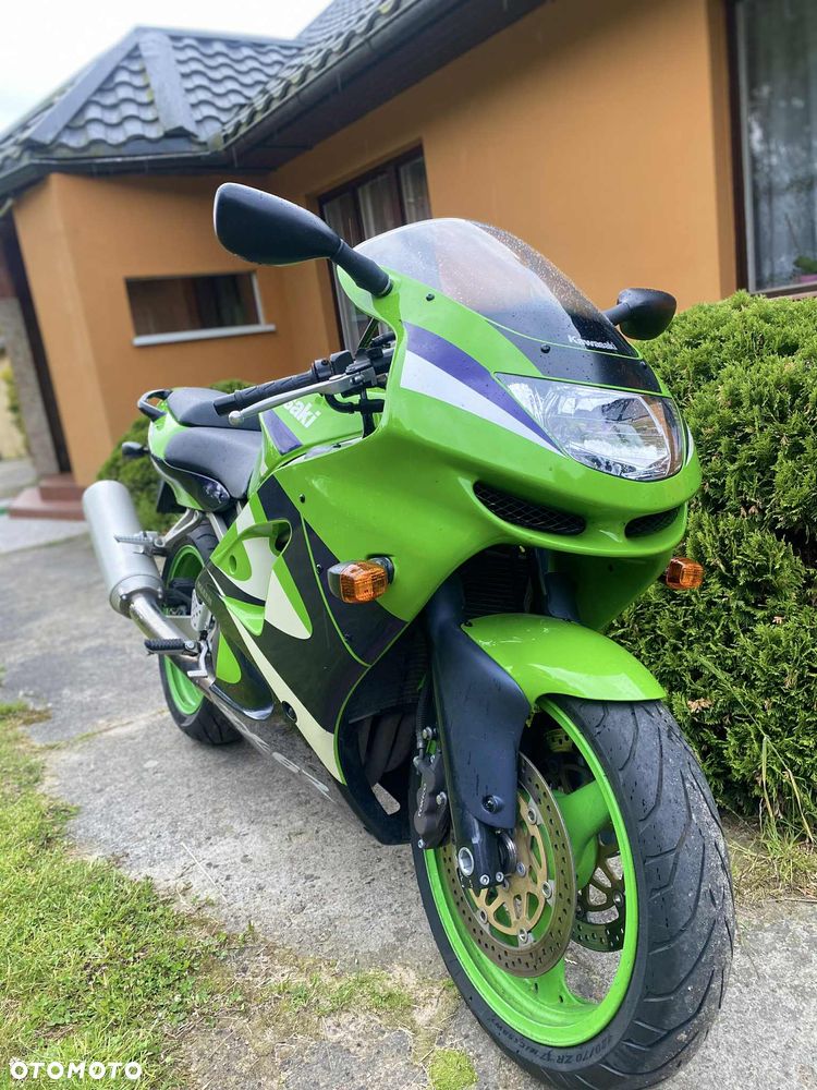 Kawasaki ZX - 3