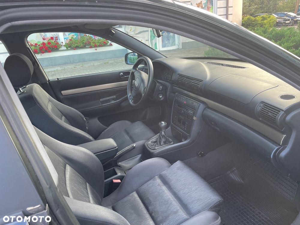 Audi A4 Avant 1.9 TDI - 4
