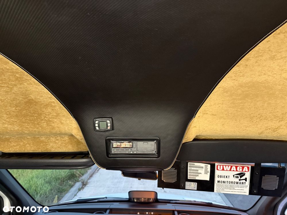 Mercedes-Benz Sprinter 517 24 miejsca NOWY - 12