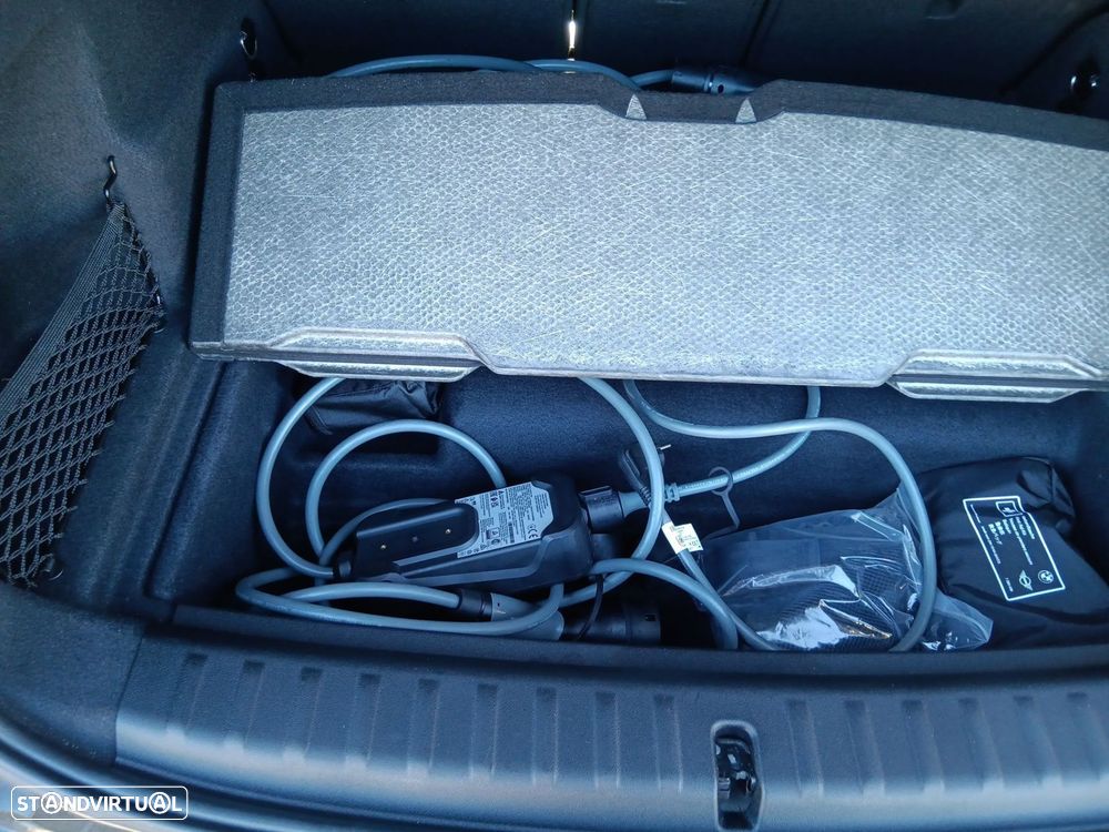 BMW iX1 eDrive20 xLine — fotografia 14