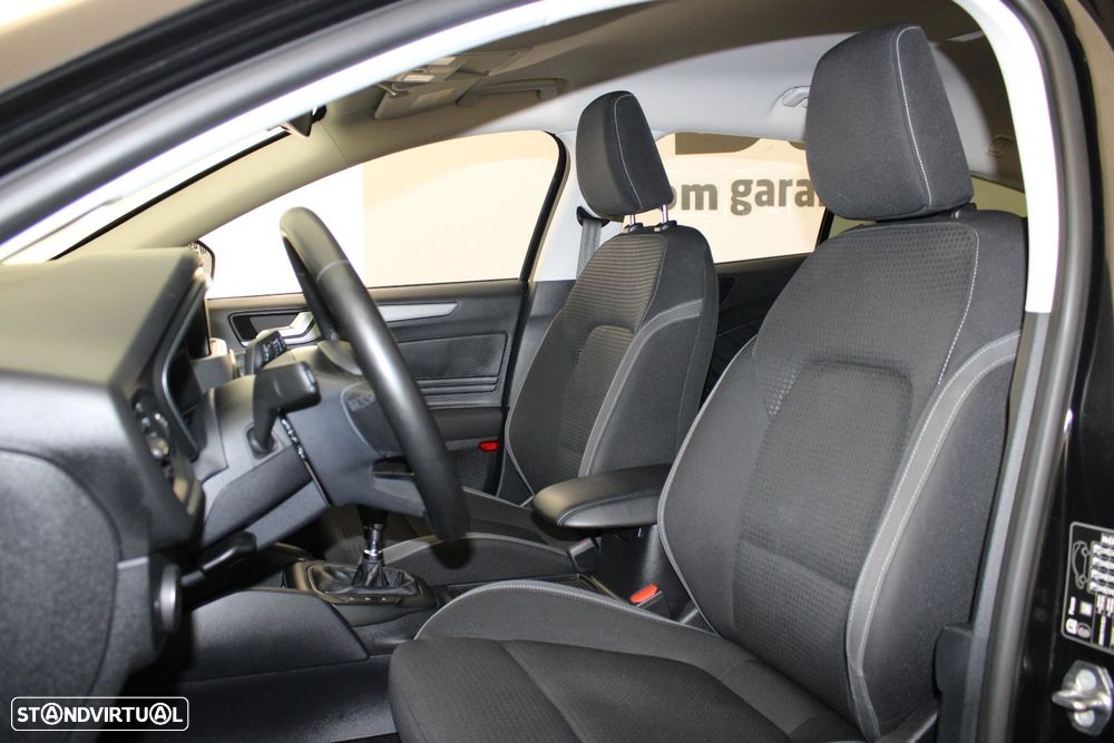 Ford Focus SW 1.0 EcoBoost Active - 26