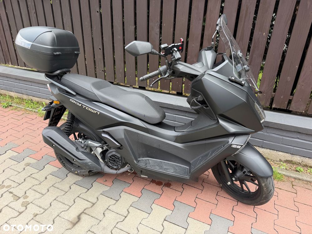 Kymco Skytown - 1