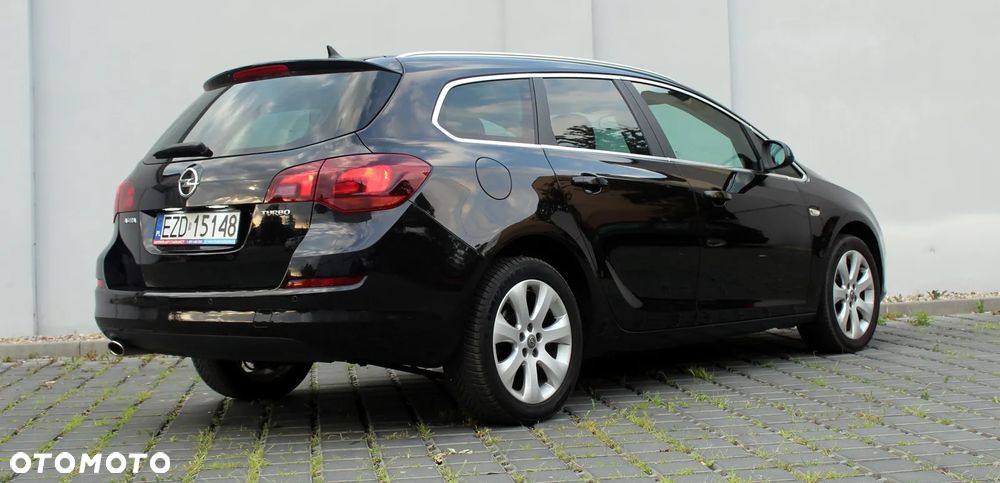 Opel Astra 1.4 Turbo Exklusiv - 9
