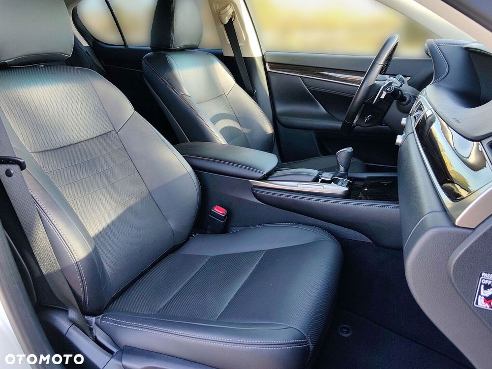 Lexus GS - 13