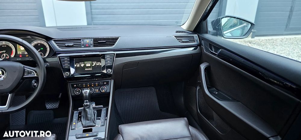 SKODA Superb 2016 — imagine 18