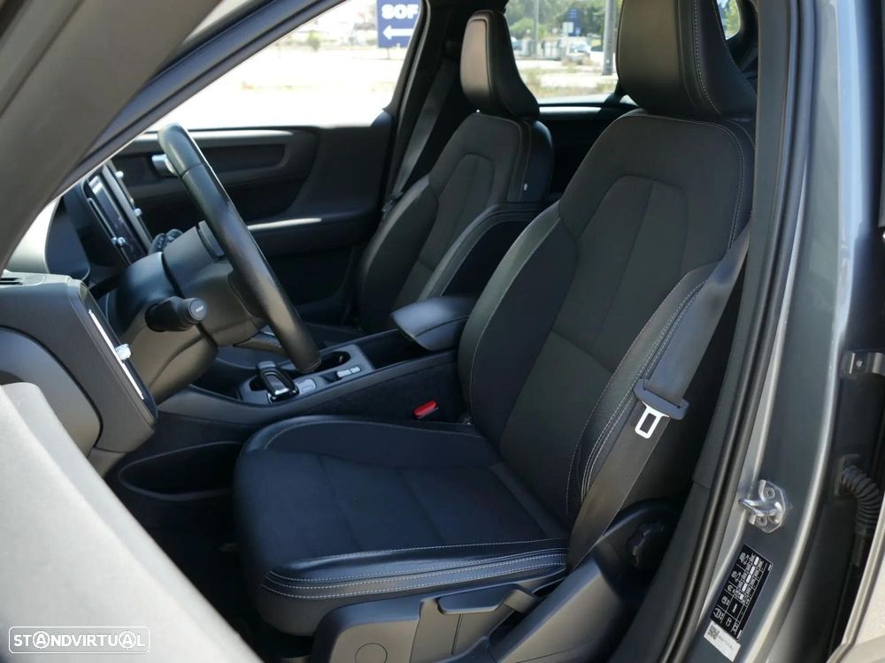 Volvo XC 40 2.0 D3 Geartronic - 28