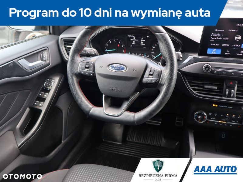 Ford Focus - 8