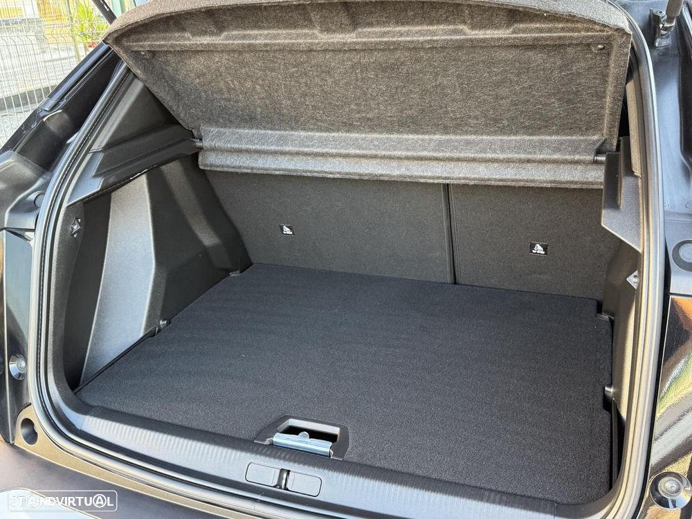 Peugeot 2008 1.2 PureTech GT - 46