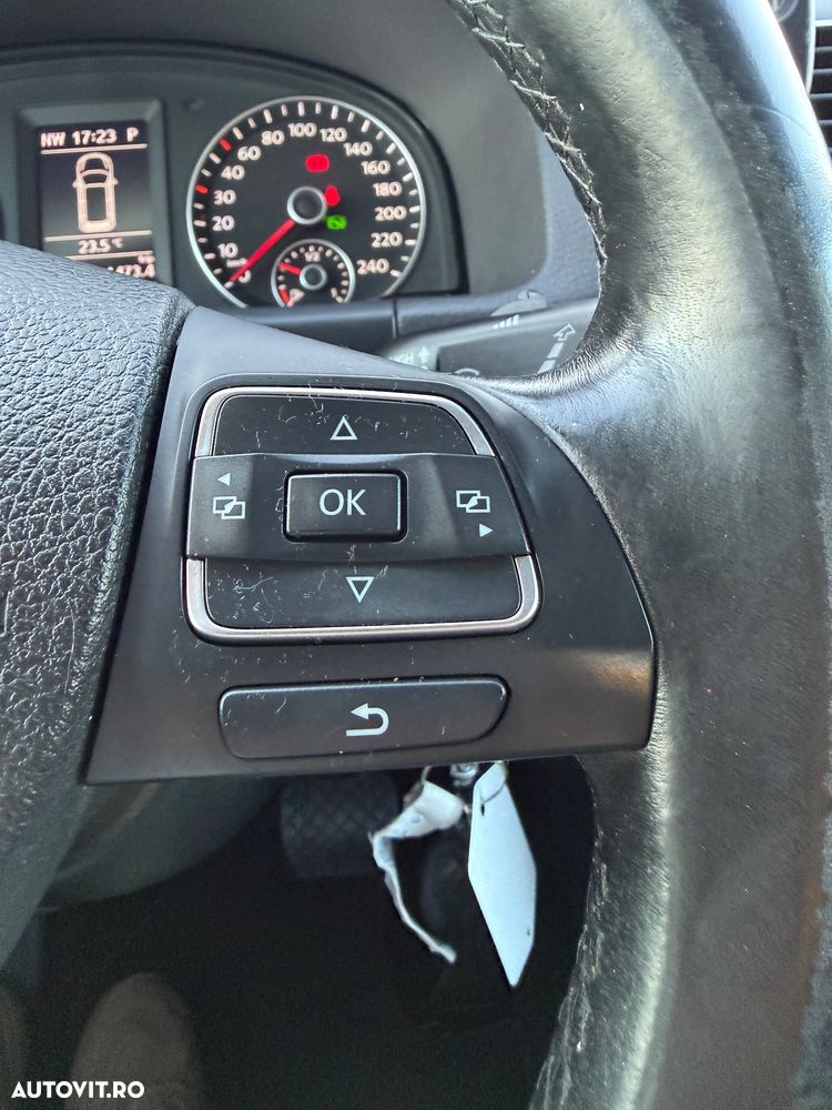 Volkswagen Touran 2.0 TDI DPF DSG Life - 17
