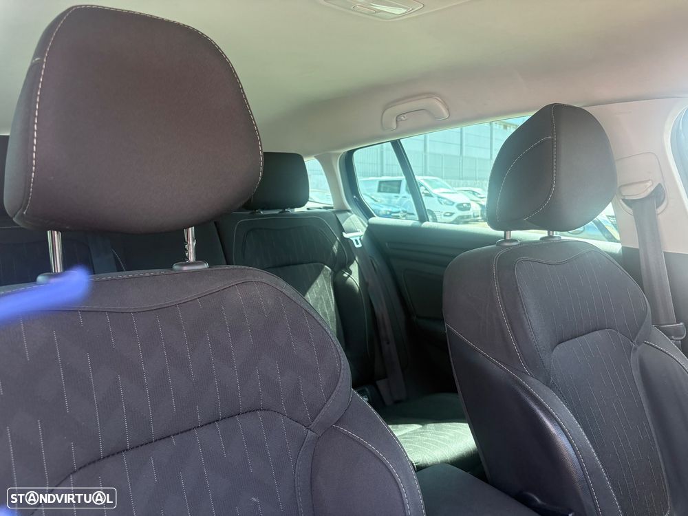 Renault Mégane Sport Tourer 1.5 Blue dCi Limited J17 - 5