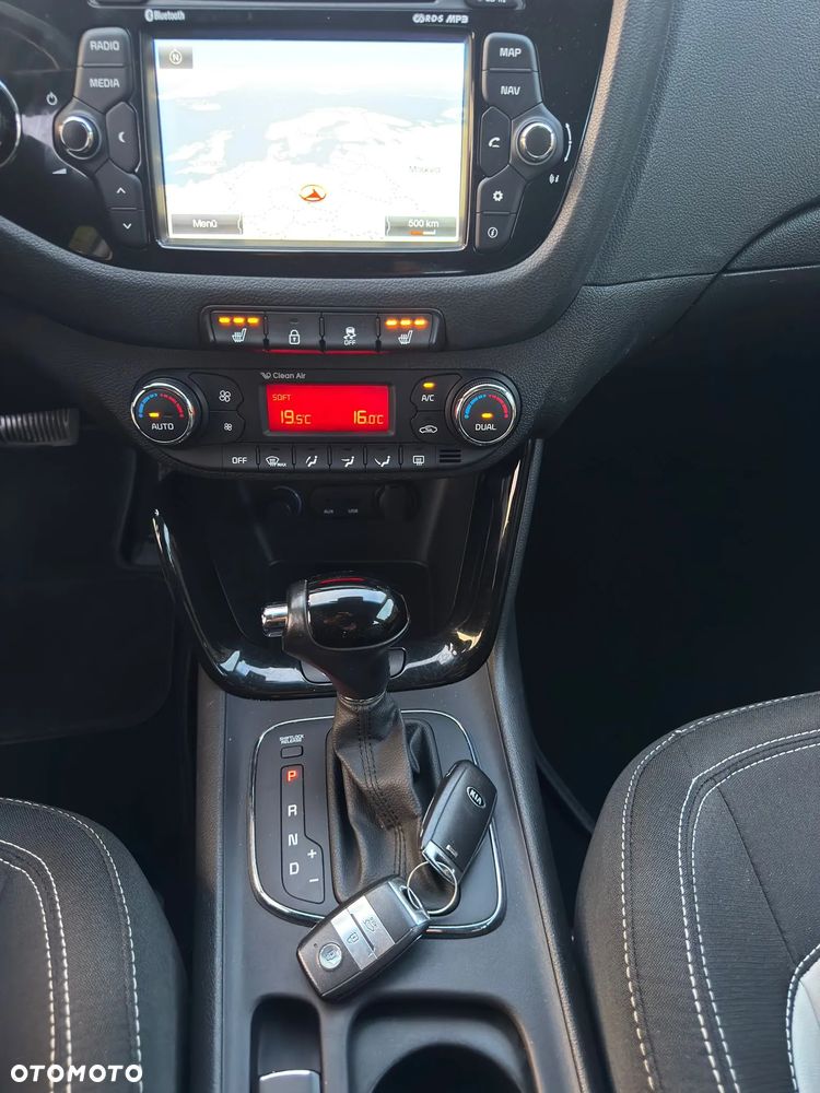 Kia Ceed - 13
