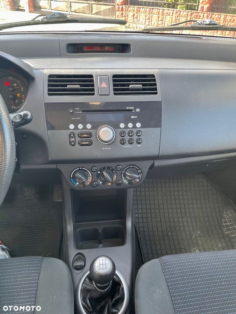 Suzuki Swift 1.3 DDiS GLX / Comfort - 15