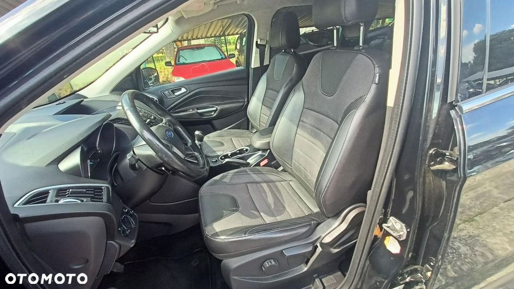 Ford Kuga - 11