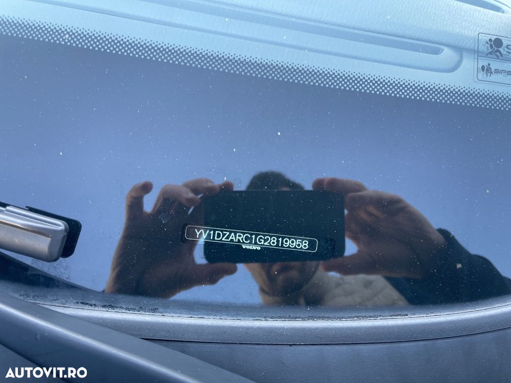 Volvo XC 60 D3 R-Design - 26