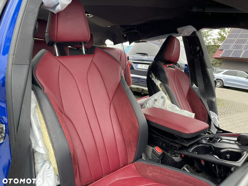 Lexus RX 500h F Sport - 11