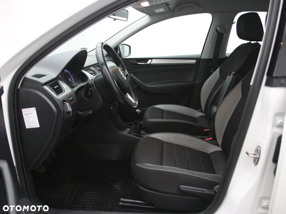 Skoda RAPID 1.4 TDI DPF Clever - 4