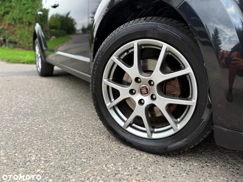 Fiat Freemont 2.0 Multijet Black Code AWD - 12